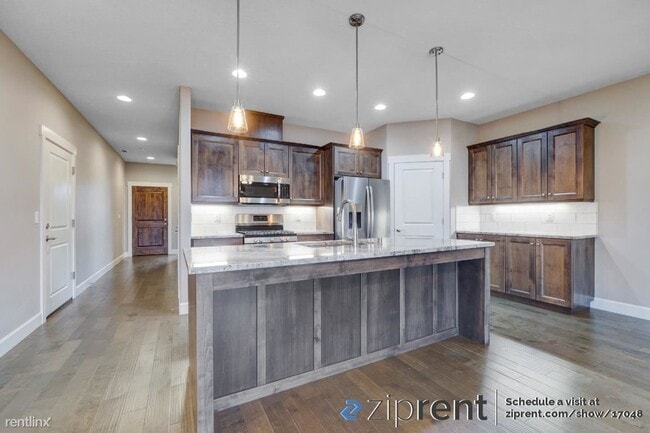 Building Photo - 3 br, 2 bath House - 1610 NW 24th Ave, Bat...