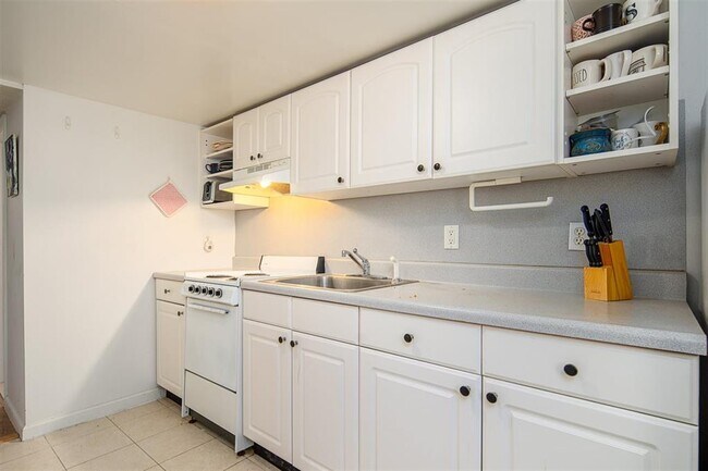 Foto del edificio - 303 Bloomfield St