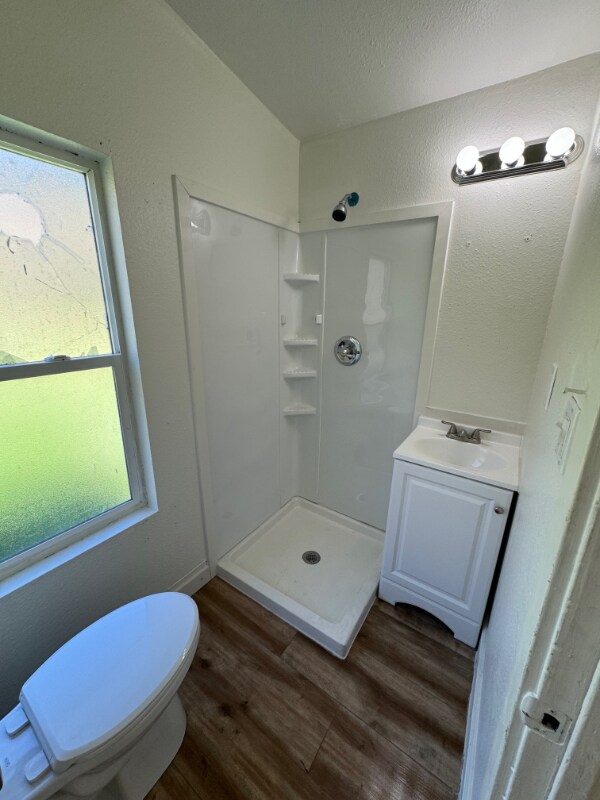 Foto del edificio - 4126 Ginnett Rd