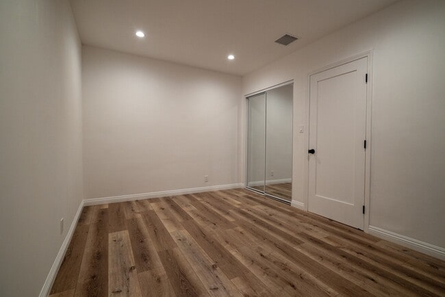 Foto del edificio - 4272 Elenda St