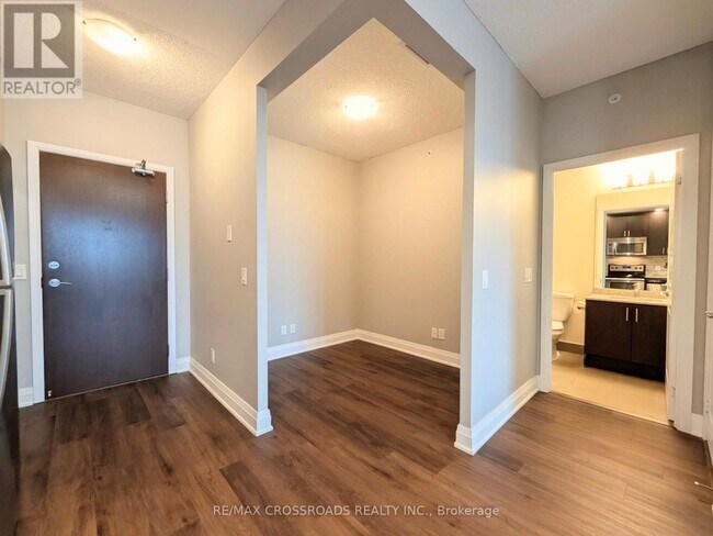Photo du bâtiment - 9582 Markham Rd