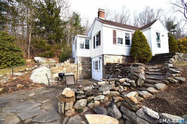 Building Photo - 2203 Durham Rd