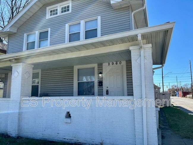 Building Photo - 2960 N Park Ave