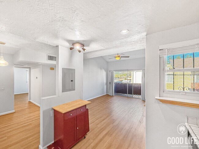 Foto del edificio - Great 2B/1BA Condo in Escondido!