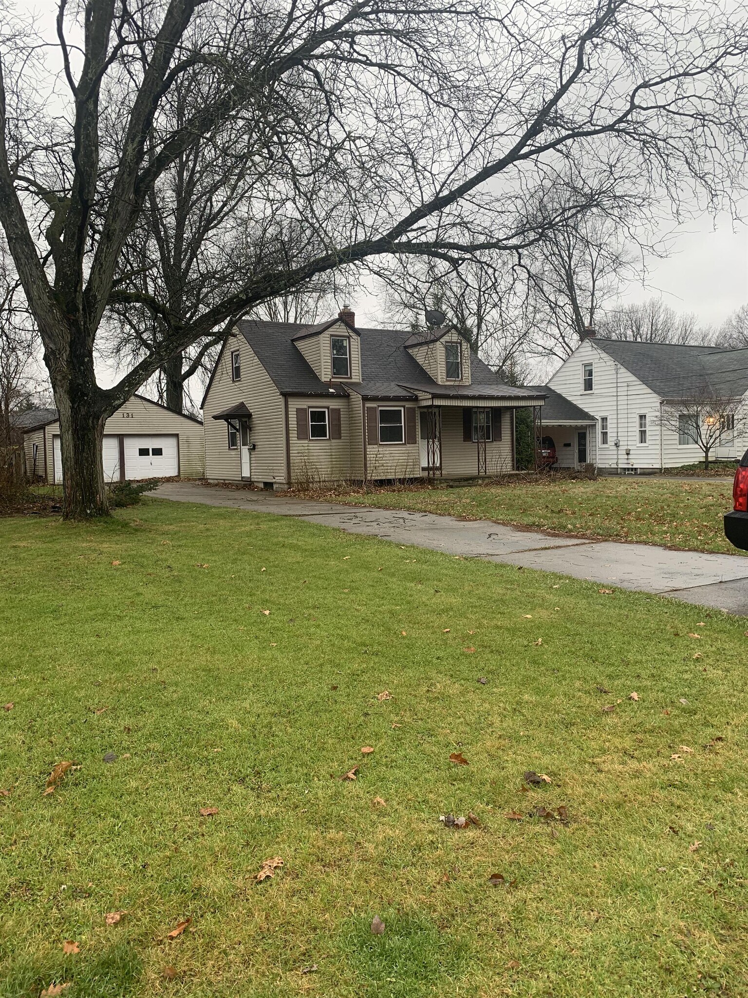 131 Forest-Park Dr Youngstown, OH 44512 – photo 1
