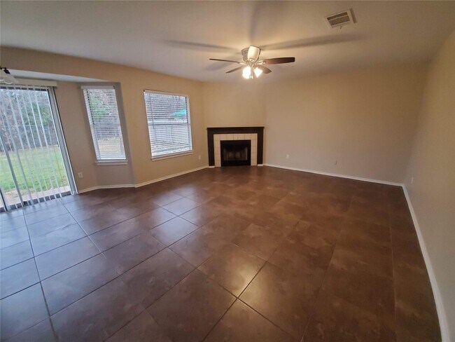 Foto del edificio - 2116 E Gann Hill Dr