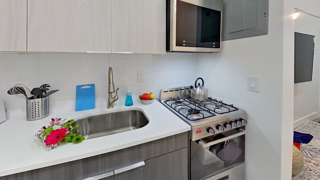 Photo - Room in Shared 4.0 bed/2 bath home