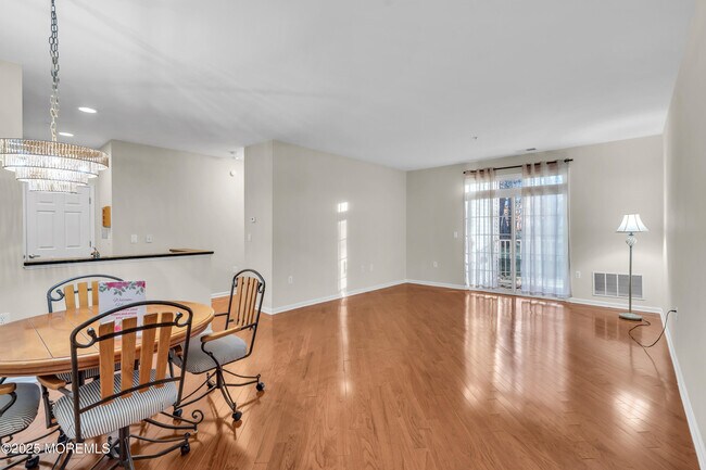 Foto del edificio - 516 Sophee Ln