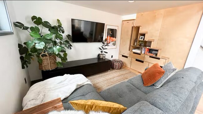 Foto del edificio - 61304 SE Wizard Ln