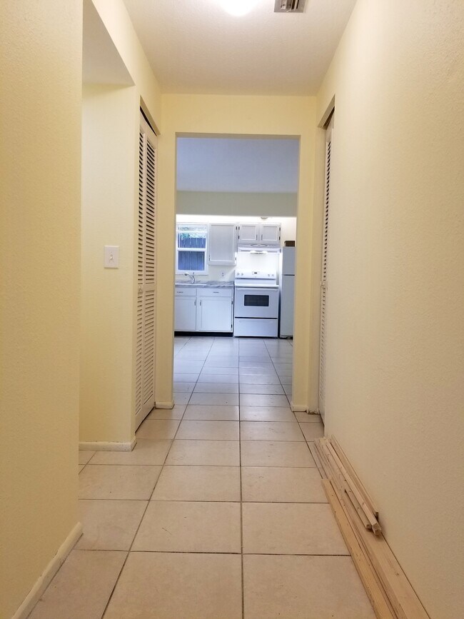 Foto del edificio - 1118 15th St W