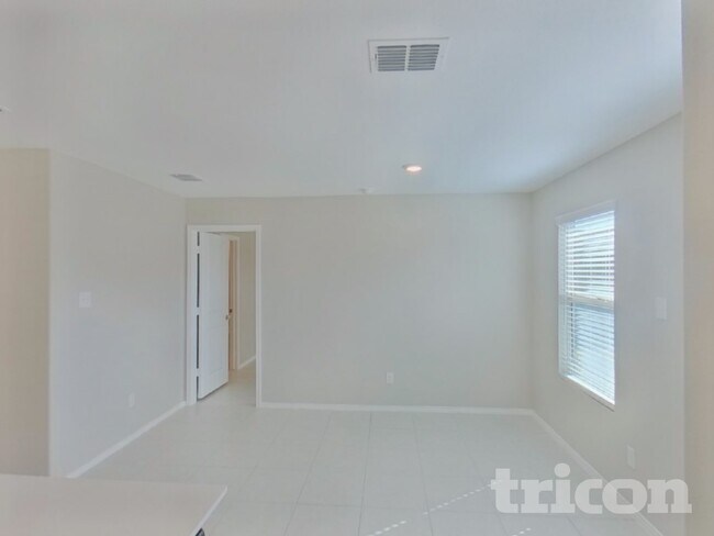 Foto del edificio - 8304 Bell Rdg Ln