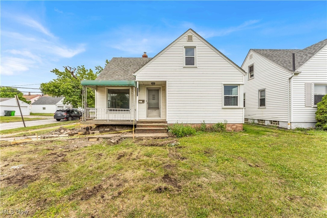 Foto principal - 22750 Tracy Ave