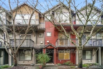 Building Photo - 1572 SW 175th Ave