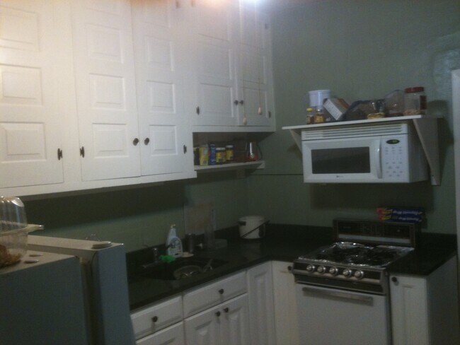 Foto del edificio - 141 E 5th Ave