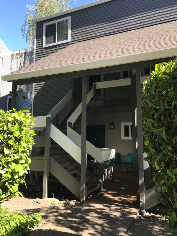 Building Photo - 4628 Lower Dr