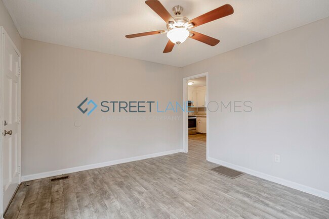 Foto del edificio - 123 Knowlandwood Cir