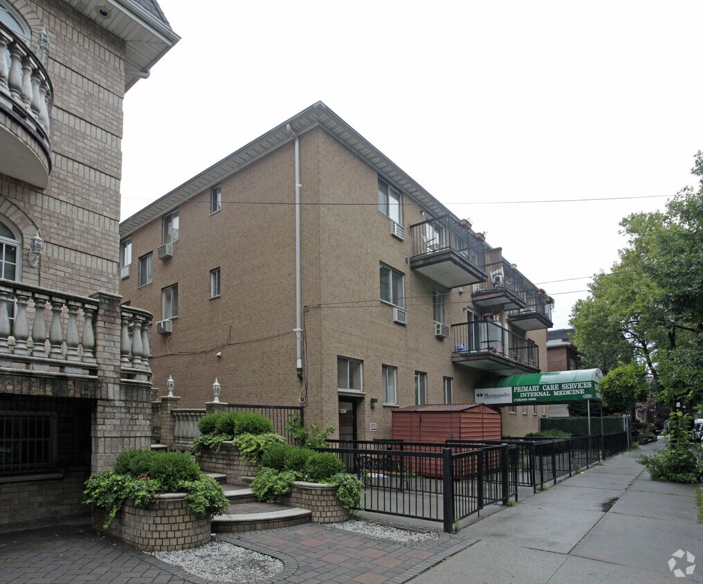 Foto del edificio - 1246 57th St