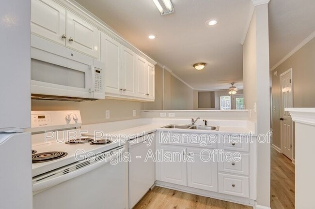 Building Photo - 126 Brittany Way