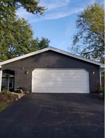 Primary Photo - 1621 Debra Dr