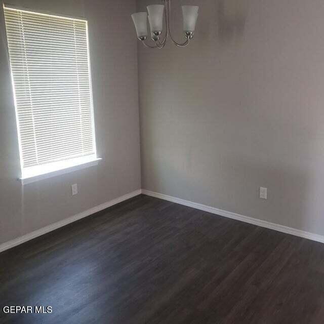 Foto del edificio - 14249 Paraiso Dr