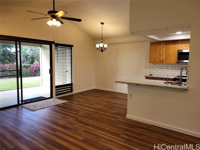 Building Photo - 98-1700-1700 Ka?ahumanu St
