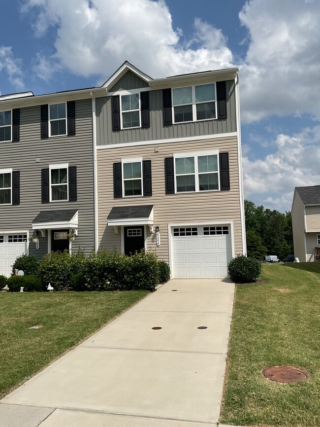 Building Photo - 5304 Austin Knoll Ct