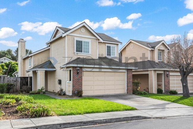 Building Photo - 5968 Show Terrace