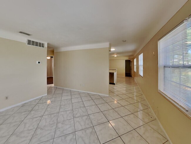 Foto del edificio - 5734 11th Ave N