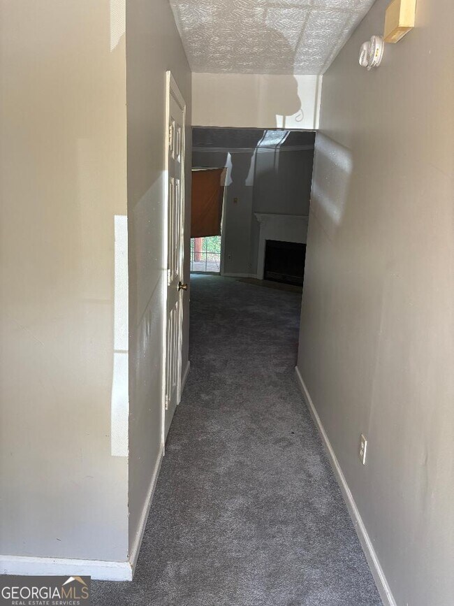 Foto del edificio - 3464 Kingswood Trail