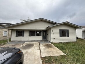 Building Photo - 3470 Kipling Dr
