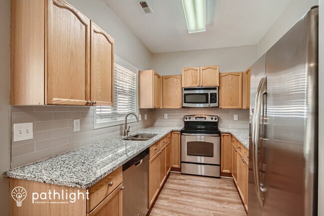 Building Photo - 237 Doughton Ln, Charlotte, NC, 28217