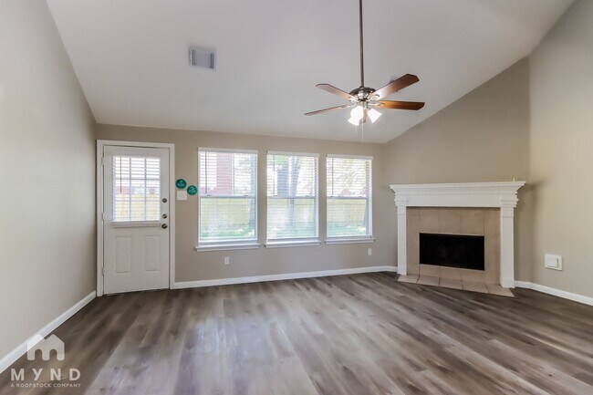 Building Photo - 7606 Bronze Trail Dr