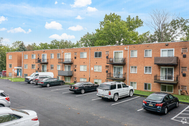 Foto del edificio - Harrison Court Apartments