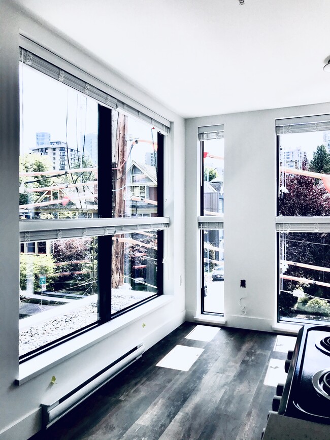 Building Photo - Sleek Modern 1-Bed with Rooftop Patio in the West End – $2,225/mo