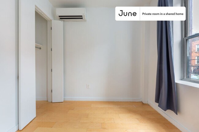 Foto del edificio - Room in Shared 4 bed/2 bath home