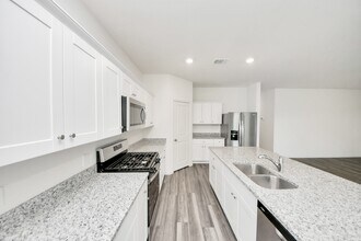 Building Photo - 10309 Malta Trce Dr