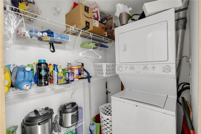 Building Photo - 6135 NW 186th St