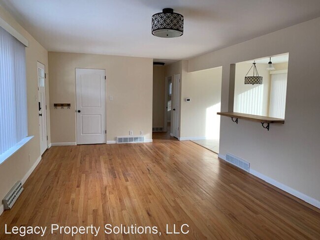 Foto del edificio - 4 br, 2 bath House - 721 Pike Street