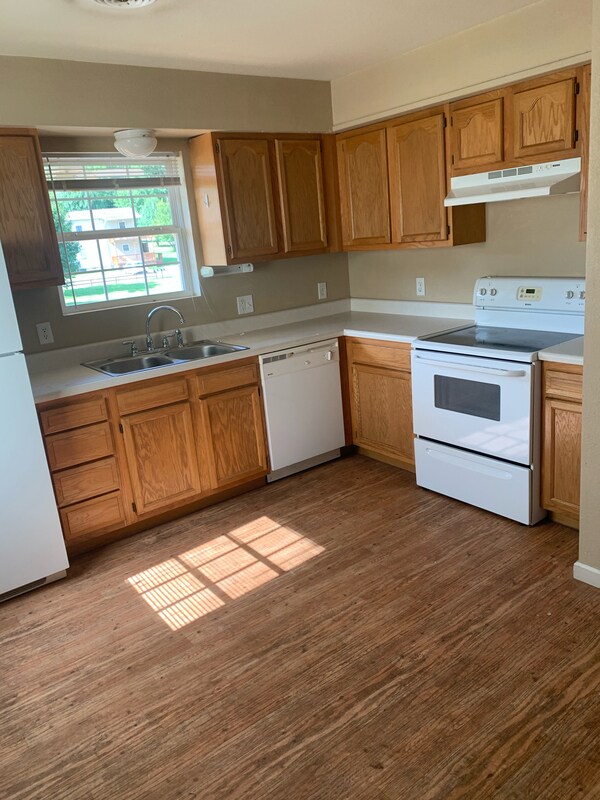 Building Photo - 79 Tyler Ter