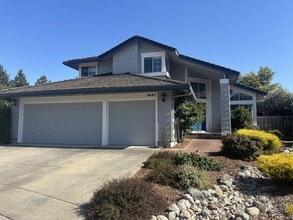 Building Photo - 9587 Wellington Cir