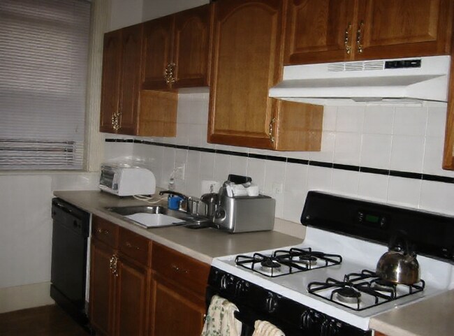 Foto del edificio - 1412 Commonwealth Ave