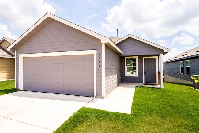 Building Photo - Up to 1 Month of FREE RENT!!!