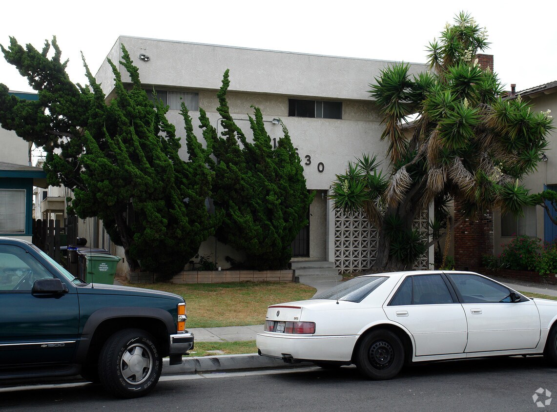 Foto del edificio - 11630 Eucalyptus Ave