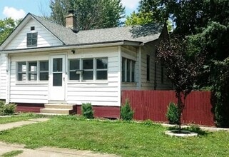 Building Photo - 1019 W Taylor St