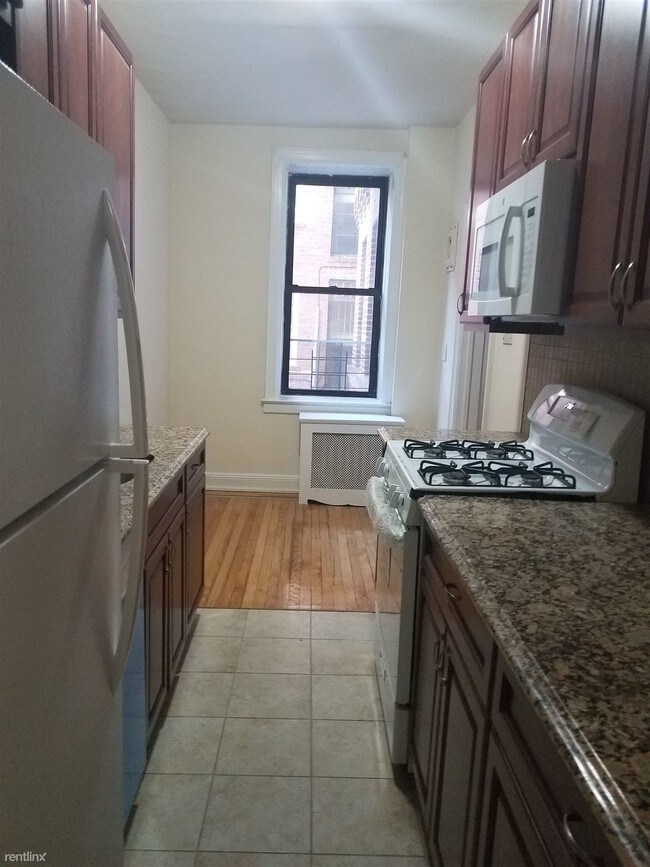 Building Photo - 3533 83rd St