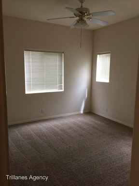 Foto del edificio - 12408 Hardin Ct NE