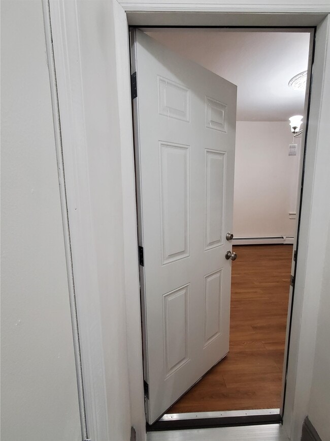 48 W 30th St Unit 2, Bayonne, NJ 07002 Condo for Rent in Bayonne, NJ