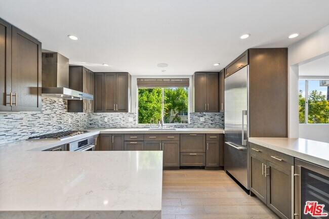 Foto del edificio - 1129 Larrabee St