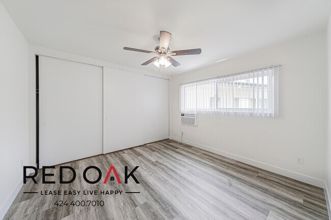 Foto del edificio - 5130 Yarmouth Ave