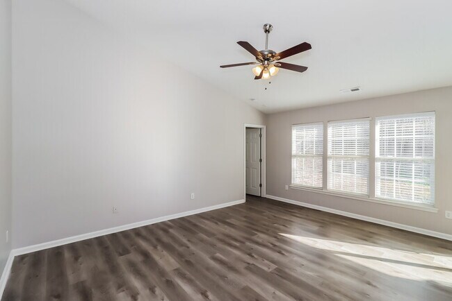 Foto del edificio - 11902 Cheviott Hill Ln
